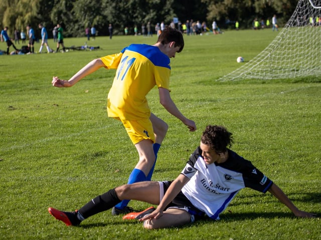 Fleur De Lys Victory U16s (white) v Petersfield. Picture by Alex Shute