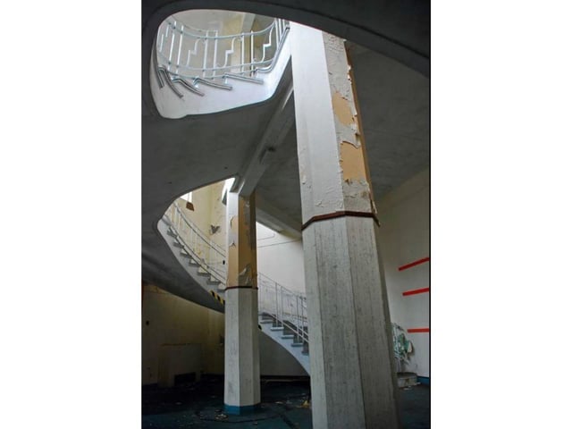 One of the staircases of Portsdown Main