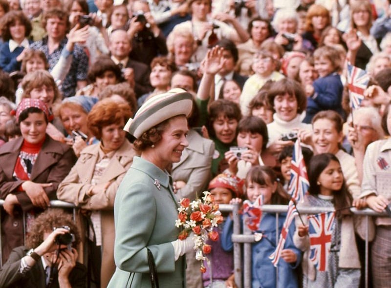 27 unseen photos of the Queen's Silver Jubilee celebrations in Portsmouth in 1977 | The News