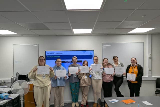 L1 and Entry Level students with their competition certificates.