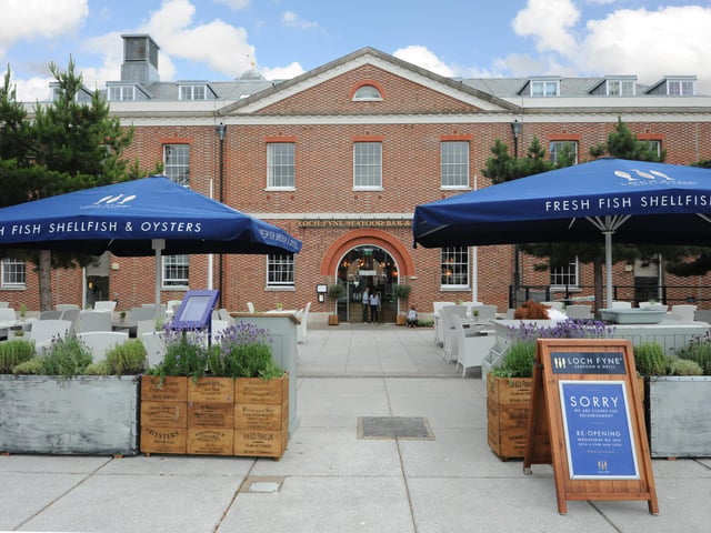 Loch Fyne Seafood & Grill Restaurant, Gunwharf Quays,  is ranked 10th by TripAdvisor with a 4 star rating from 3,393 reviews.