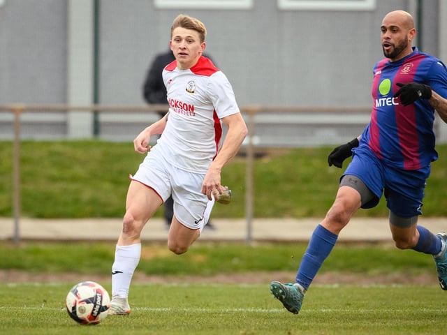 Horndean's Zack Willett, left. Picture: Keith Woodland