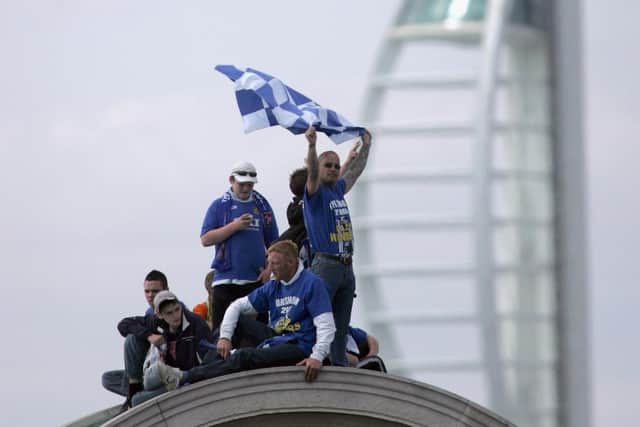 Every vantage point imaginable... Picture: Matt Cardy/Getty Images.