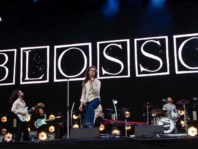 The Isle Of Wight Festival in Seaclose Park 2022. Pictured is: Blossoms. Picture: Emma Terracciano.