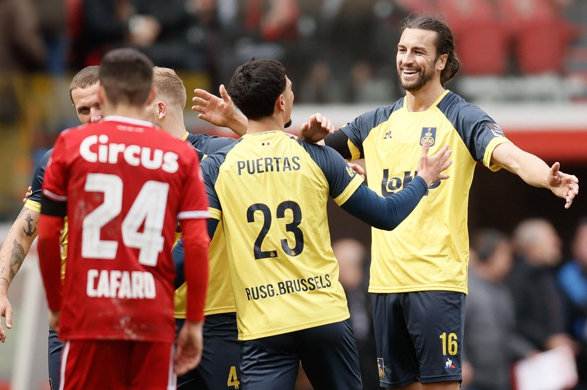 Waarom is er nog werk voor de voormalige speler van Portsmouth, Middlesbrough en Peterborough om het Belgische sprookje te voltooien en Champions League-dromen veilig te stellen