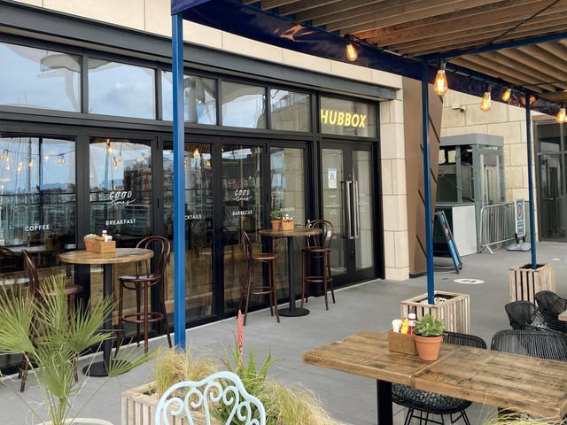 Hubbox at Gunwharf Quays was rated 5 on January 18 2022.