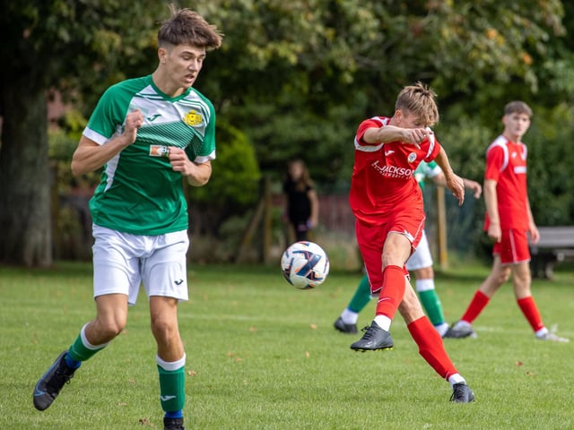 Horndean (red) v Moneyfields. Picture by Alex Shute