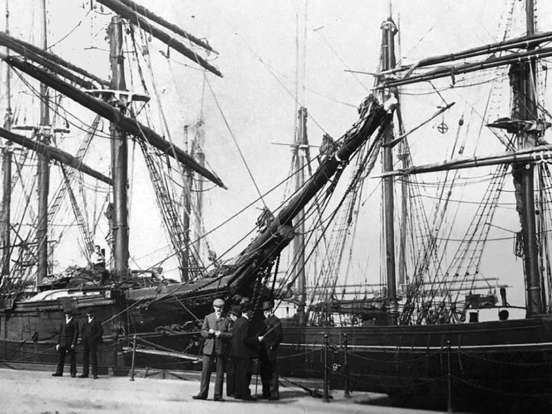 Windjammers in the Camber, Old Portsmouth.
Taken from Gower Lloyd’s new book on Portsmouth Point.
His books include:
Portsmouth Point - An Illustrated History
Portsmouth Point - A Commercial & Cultural History
A History of Point - Portsmouth's Spice Island