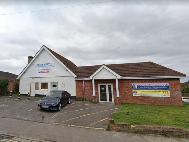 A Fareham drinking establishment has been handed a new four-out-of-five food hygiene rating. Locks Heath Working Mens Club, a pub at Duncan Road, Park Gate near Southampton was given the score after assessment on March 23, the Food Standards Agency's website shows.