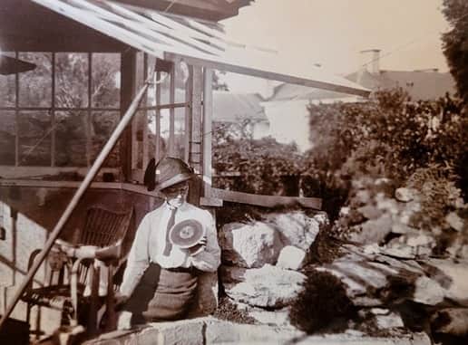 Portsmouth Naval Base Property Trust spends six years creating a replica of the CMB4R.
Pictured: Blanche Thornycroft holding a recording disc used to test model boats at Steyne House on the Isle of Wight, the Thornycroft family home