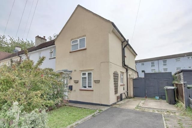 This propery comes with two bedrooms, one bathroom and one reception room.