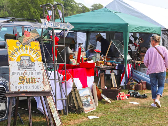 Stands at the 2025 Beauieu Spring Autojumble