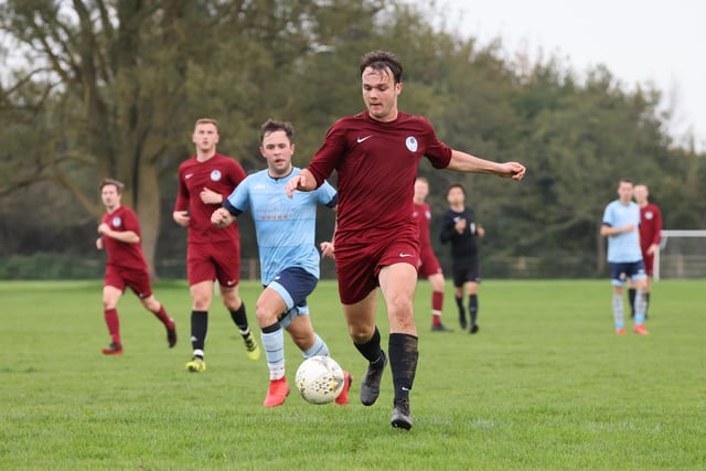 Burrfields (maroon) v Portchester Rovers. Picture by Kevin Shipp