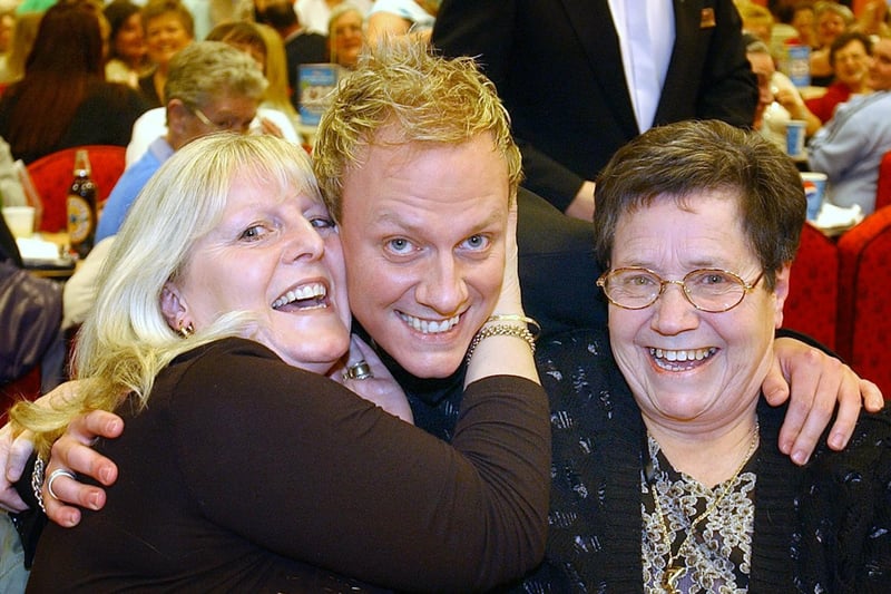 Coronation Street actor Antony Cotton was a big hit with the Mecca regulars in 2006. Remember this?