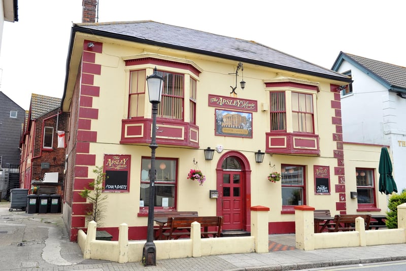 Hop Back Summer Lightning; Sharp’s Doom Bar; Timothy Taylor Landlord H Named after the London residence of Arthur Wellesley, 1st Duke of Wellington, the building is depicted on the pub sign along with a parody of its address. The pub is a short walk from Southsea Common and the shops of Palmerston Road. Inside, the single bar has a U-shaped counter. To the right is a raised seating area. The decor is basic with simple wooden tables and chairs. There is a small patio seating area at the front.