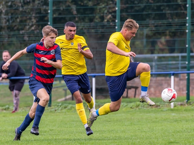 Paulsgrove (red/blue) v Baffins Milton Rovers Reserves. Picture: Mike Cooter