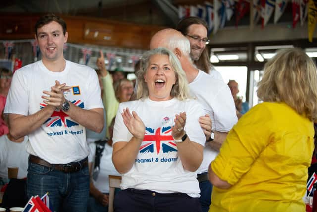 Eilidh McIntyre's Family celebrate her win
Picture: Habibur Rahman