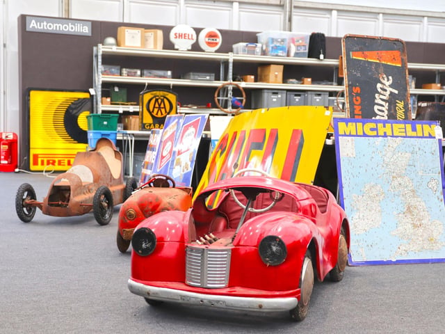 Bonhams Cars auction automobilia