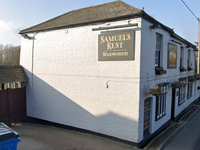 Samuel's Rest in Shedfield serve a delicious Sunday roast which saw this pub get a shout from one of our readers.