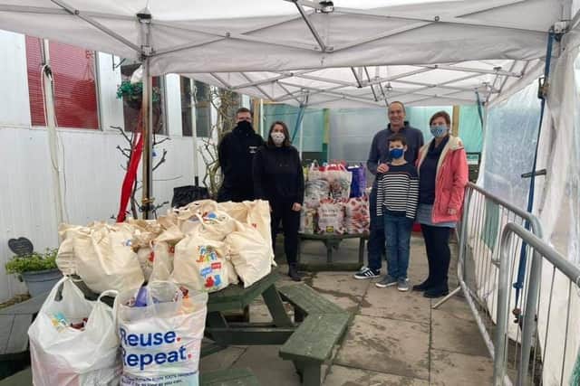 Lorry drivers delayed by the border closure receive food from Portsmouth community 