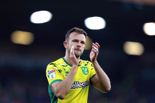 Sheffield Wednesday’s Jordan Rhodes could be on his way back to Ipswich Town, however the Owls are reluctant to let the striker go. (The Sun)