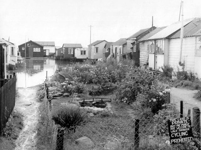 Taken in the late 1950's of the ‘ Shanty Town ‘ at Milton Locks on a piece of land behind ‘The Thatched House ‘ pub .