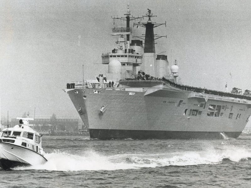HMS Invincible leaving Portsmouth for Falklands in 1982. The News PP4866