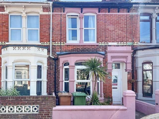 This property comes with two bedrooms, one bathroom and two reception rooms.