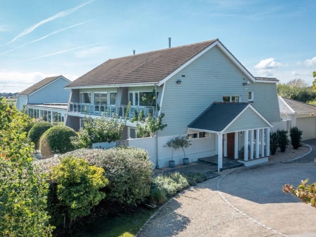 Prinsted House was formerly a country club and subsequently converted by the present owners into an exceptional harbourside family home