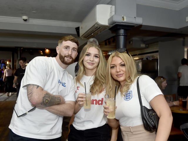 England fans at O'Neils in Albert Road, Southsea, watching the England v Denmark match in the Euro's.Picture: Sarah Standing (200624-4699)