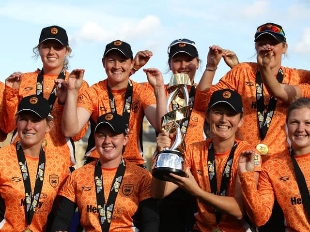 Southern Vipers captain Charlotte Edwards holds the trophy aloft after winning the Kia Super League Final in 2016. Pic: Daniel Smith/Getty Images for ECB.