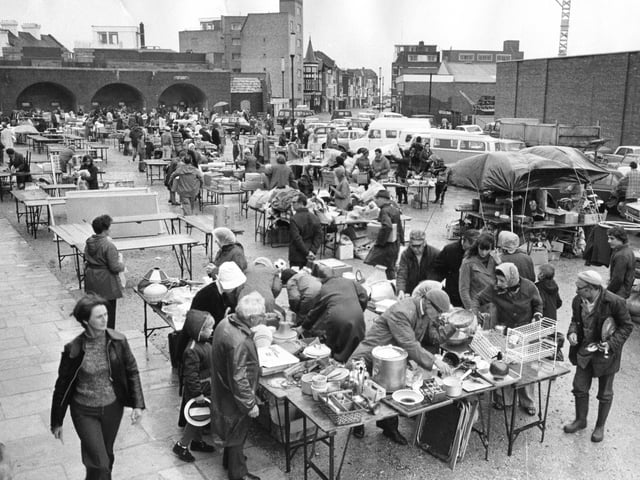 Car boot sale at Broad Street, Old Portsmouth, in 1976. Picture The News PP5535