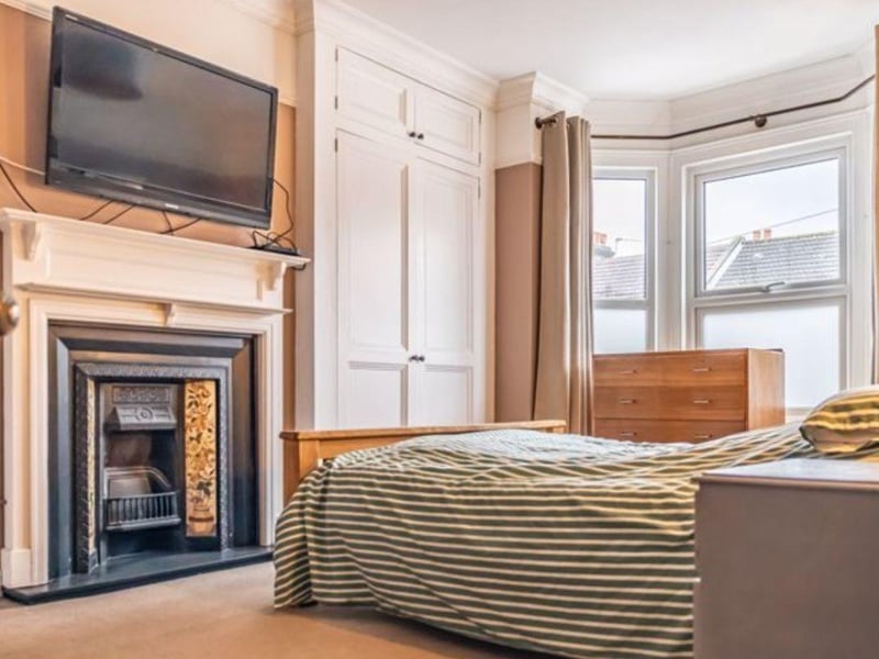 This property comes with three bedrooms, one bathroom and two reception rooms as well as a lovely garden.