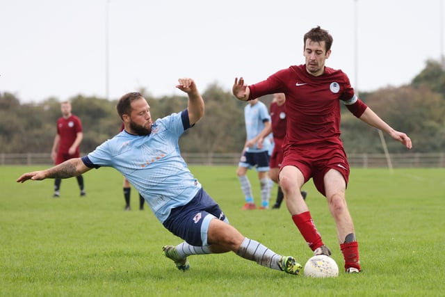 Burrfields (maroon) v Portchester Rovers. Picture by Kevin Shipp