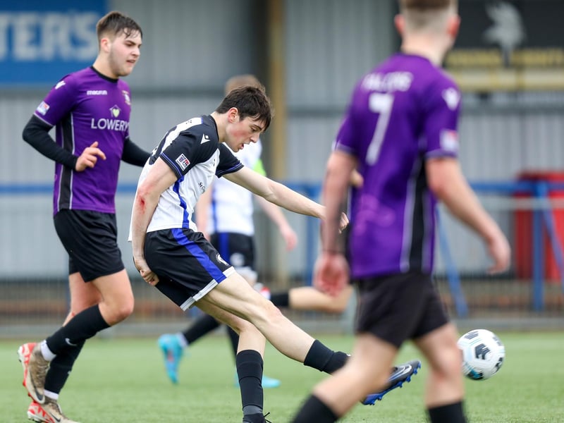 Gosport Falcons Black (purple) v Fleur de Lys Nelson. Picture: Chris Moorhouse