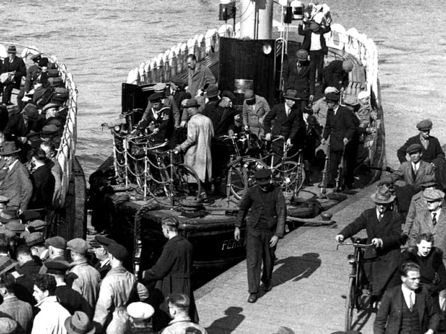 1936 Gosport ferries In 1936 people boarding and alighting the Gosport Ferries. Picture: Courtesy of Sid Greeman.