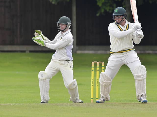 Sam Robinson his 21 not out as Waterlooville defeated Hartley Wintney by three wickets.

Picture: Neil Marshall