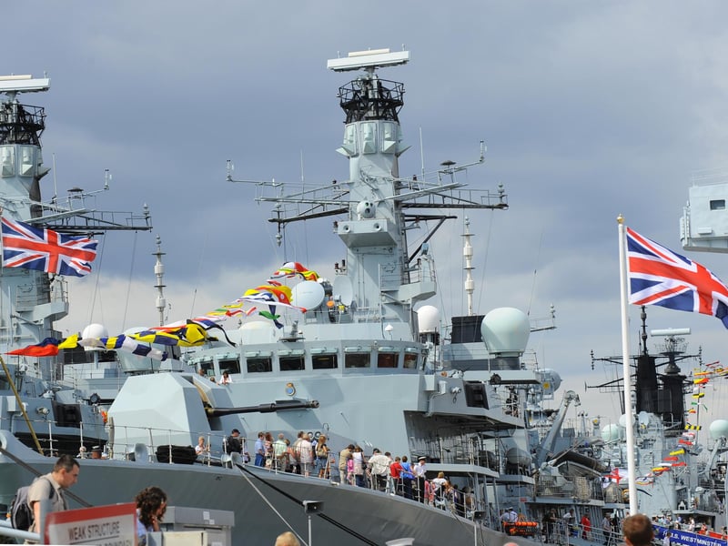 So many people wanted to go on board the ships that were alongside for the three day event. 1st August 2010. Picture: Malcolm Wells 102438-1165