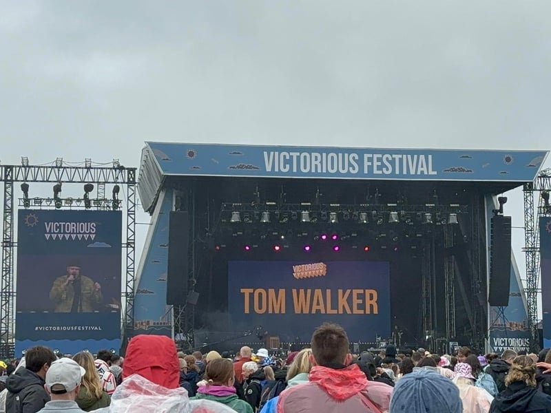 Tom Walker took to the stage this afternoon at Victorious Festival 2024.