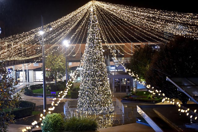Christmas lights and decorations are being put up at Gunwharf Quays. Picture: Sarah Standing (041122-5254)
