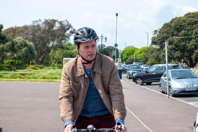 What is Portsmouth like on a bike journey

Pictured: News Reporter, Joe Buncle on his bike in Southsea on Wednesday, May 17 2023.

Picture: Khalif Rehman