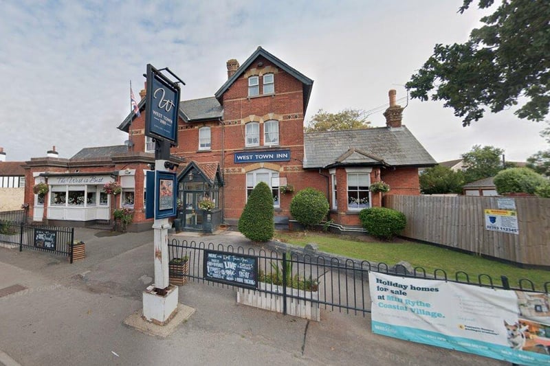West Town Inn, Hayling Island, is a very popular choice amongst locals and if you are looking to treat your mum on Mother's Day this is a perfect place to eat.