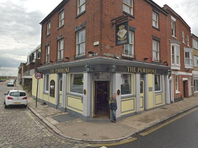 Formerly known as the Blue Posts when it opened in the Victorian era, the pub changed its name to The Pembroke in the 1890's.