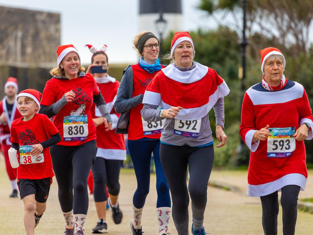 Hundreds of people turned out for the 2023 Santa Fun Run in Southsea on Saturday morning, many running to raise money for charity in either the 5K or 10K distance.