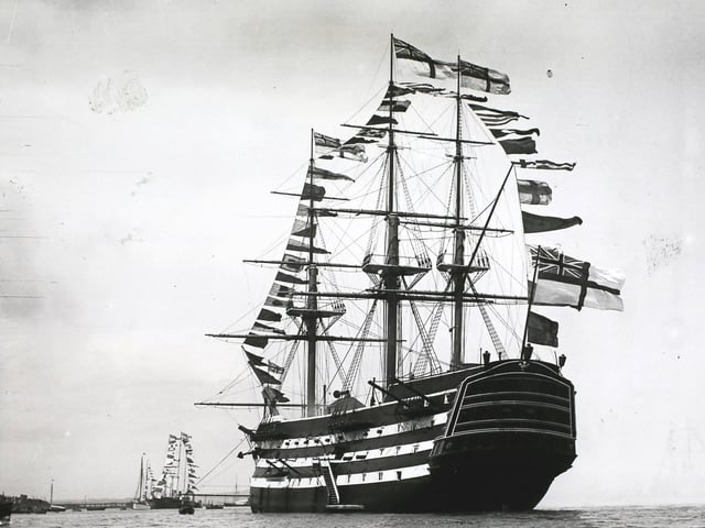 HMS Victory adorned with flags for a naval review at Spithead, England, 1902. (Photo by Hulton Archive/Getty Images)