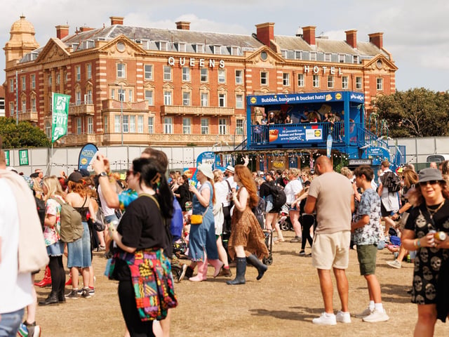 Crowds enjoy day one at Victorious Festival 2024.
