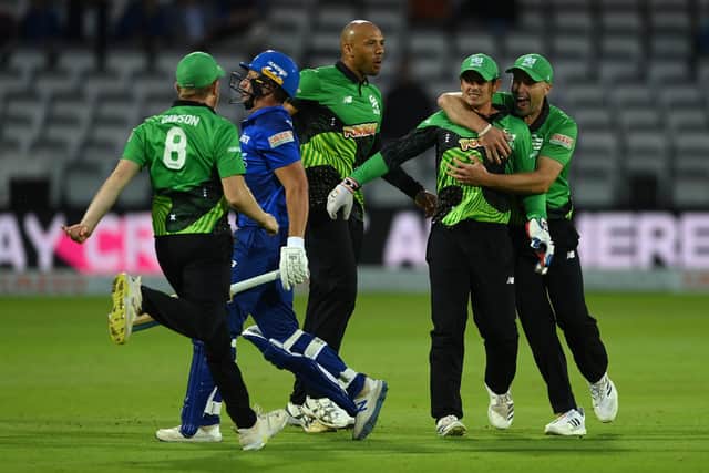 Wicketkeeper Quinton de Kock celebrates with team mates after running out Blake Cullen of London Spirit. Picture: Mike Hewitt/Getty Images.