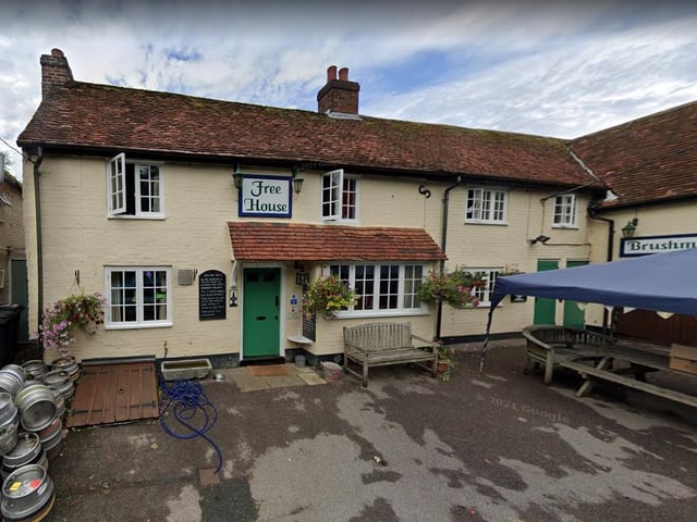 This one just squeezes in! The Brushmakers Arms, Shoe Lane, Upham, is a 30 minute drive from Portsmouth via the M27.