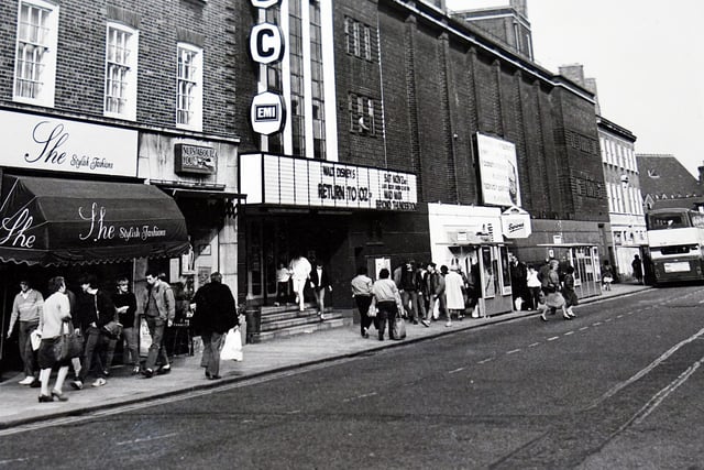 The ABC cinema on  Cavendish Street in 1985 - which films did youi go there to see?