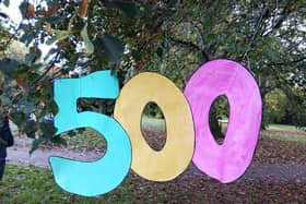 A '500' sign celebrating the Southampton junior parkrun landmark event.